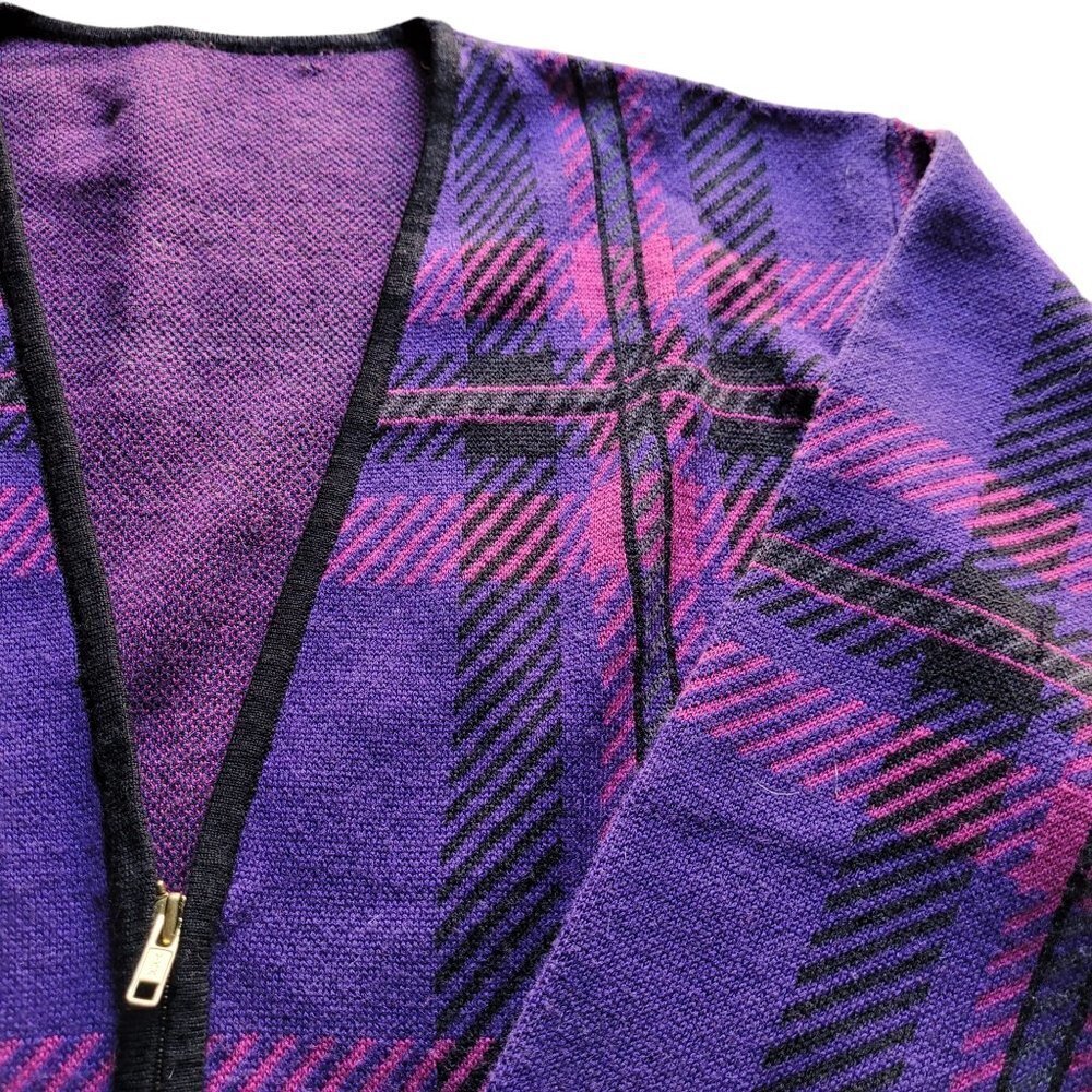 80s Style Zipper Front V-Neck Cardigan, Unbranded Purple Tones & Pink Size large - Picture 5 of 7